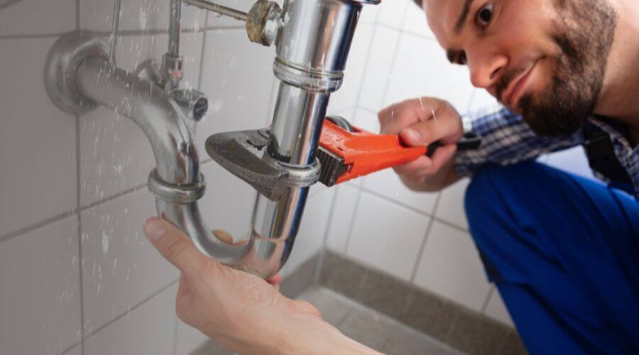 Local tankless water heater installation in Summerfield, IL